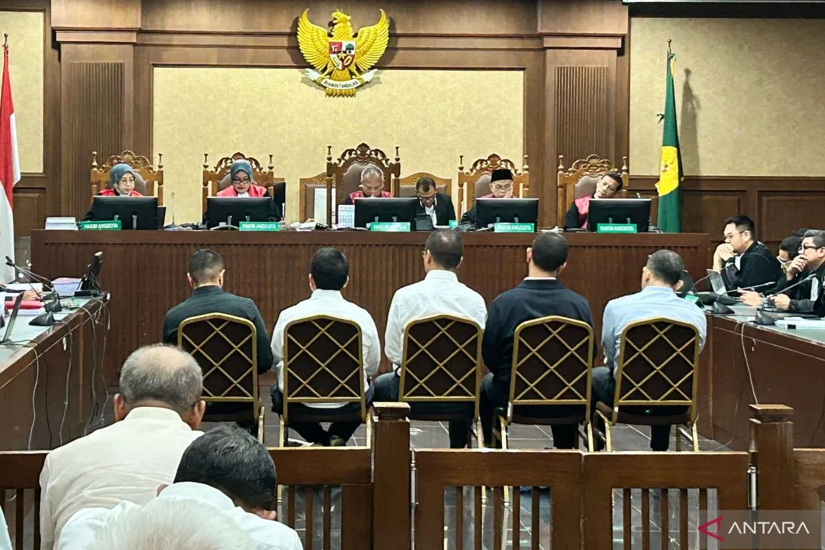 Anak Riza Chalid Didakwa Perkaya Diri Rp3,07 Triliun dalam Kasus Korupsi Minyak