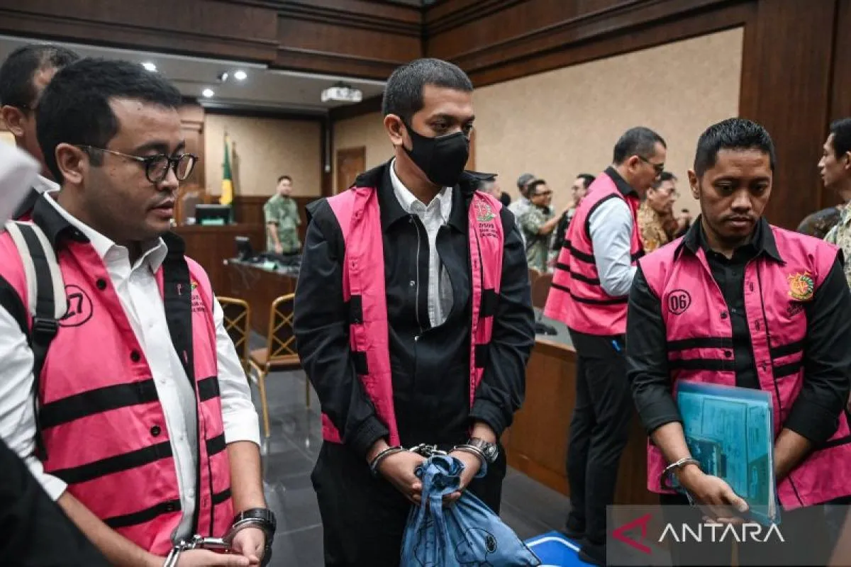 18 Korporasi Diuntungkan dalam Kasus Korupsi Minyak Mentah